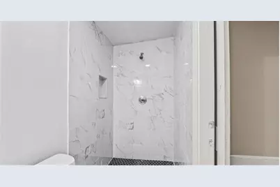 684 S Elizabeth Place S, Atlanta, GA 30318 - Photo 9
