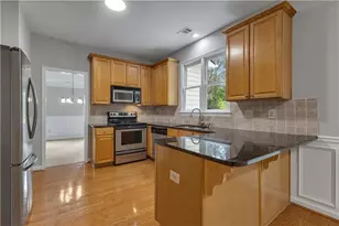 355 Victorian Ln, Duluth, GA 30097 - Photo 9