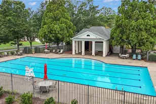 355 Victorian Ln, Duluth, GA 30097 - Photo 35
