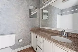 813 Serramonte Dr NE, Marietta, GA 30068 - Photo 9