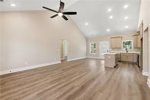 180 Edwards Rd, Clarkesville, GA 30523 - Photo 3