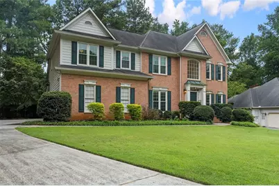 325 Trowbridge Lane, Lawrenceville, GA 30043 - Photo 3