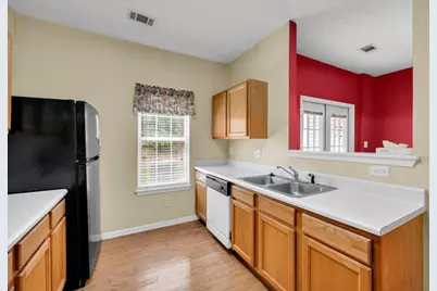 928 Tree Creek Boulevard, Lawrenceville, GA 30043 - Photo 11