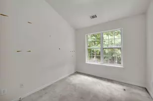 928 Tree Creek Blvd, Lawrenceville, GA 30043 - Photo 15