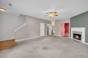 928 Tree Creek Blvd, Lawrenceville, GA 30043 - Photo 5