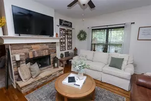 1020 Honey Ln, Loganville, GA 30052 - Photo 11