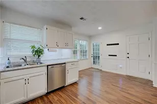 881 Providence Dr, Lawrenceville, GA 30044 - Photo 13