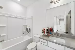 6579 Beacon Dr, Atlanta, GA 30328 - Photo 43