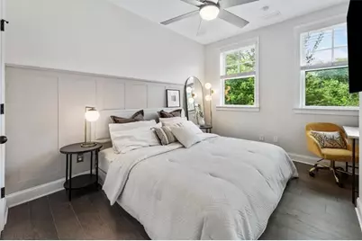 6579 Beacon Drive #327, Atlanta, GA 30328 - Photo 9