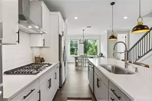 6579 Beacon Dr, Atlanta, GA 30328 - Photo 21