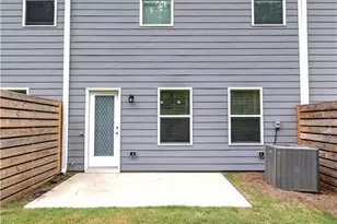 261 Dupont Dr, Cartersville, GA 30121 - Photo 3