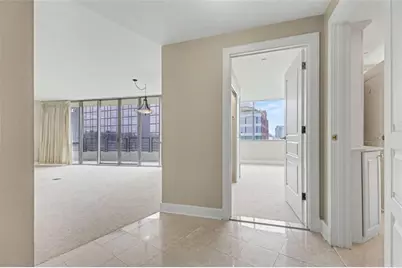 700 Park Regency Place NE #1203, Atlanta, GA 30326 - Photo 7