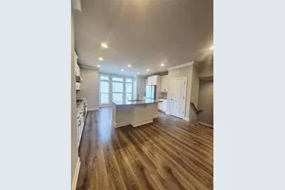 6596 Marlowe Glen Way, Johns Creek, GA 30024 - Photo 7