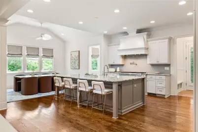 1120 Pine Ridge Road NE, Atlanta, GA 30324 - Photo 27