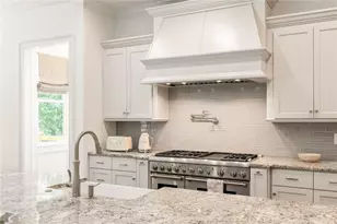 1120 Pine Ridge Rd NE, Atlanta, GA 30324 - Photo 25