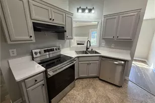 695 Amelia Grove Ln, Lawrenceville, GA 30045 - Photo 9