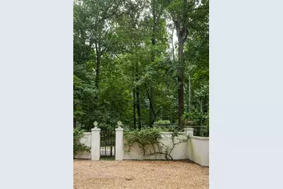 2760 Northside Drive NW, Atlanta, GA 30305 - Photo 67