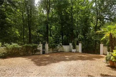 2760 Northside Drive NW, Atlanta, GA 30305 - Photo 57