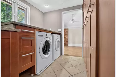 6858 Brandon Mill Road NW, Sandy Springs, GA 30328 - Photo 23
