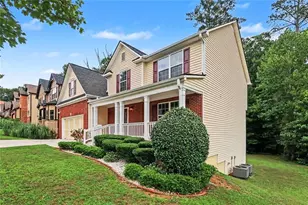 3747 Valley Bluff Ln, Snellville, GA 30039 - Photo 3