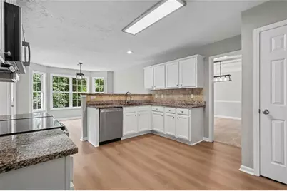 3747 Valley Bluff Lane, Snellville, GA 30039 - Photo 11