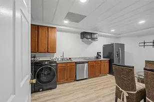 1031 Riverside Rd, Buford, GA 30518 - Photo 31