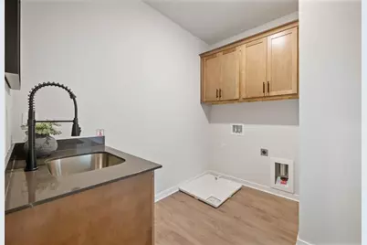 5275 Baymont Drive, Gainesville, GA 30507 - Photo 13