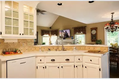 1128 Arborhill Drive, Woodstock, GA 30189 - Photo 3