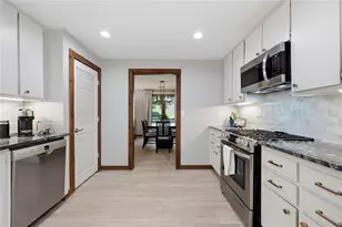 539 Charing Cross Dr, Marietta, GA 30066 - Photo 9