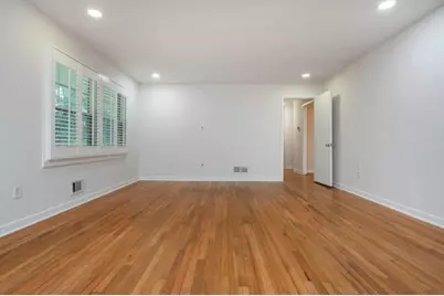 1780 N Holly Lane NE, Atlanta, GA 30329 - Photo 5