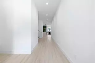379 Enota Pl, Atlanta, GA 30310 - Photo 3
