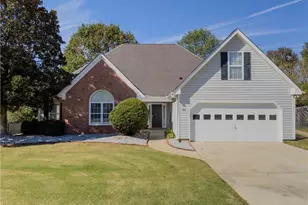 593 Red Tip Ln, Loganville, GA 30052 - Photo 1