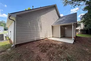 10543 Crabtree Dr, Jonesboro, GA 30238 - Photo 5