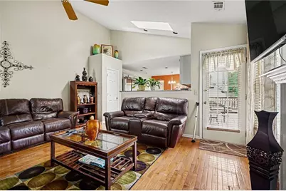 1975 Wynhurst Crossing, Stone Mountain, GA 30088 - Photo 5