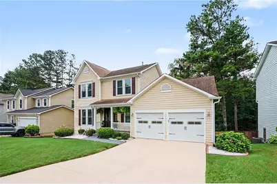 1975 Wynhurst Crossing, Stone Mountain, GA 30088 - Photo 3