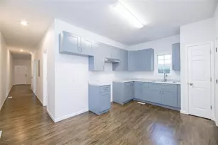 22 S Eugenia Pl NW, Atlanta, GA 30318 - Photo 5
