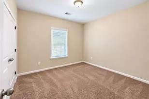 4025 Hunters Walk Way, Cumming, GA 30028 - Photo 17
