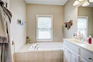 1659 Ridenour Pkwy NW, Kennesaw, GA 30152 - Photo 23