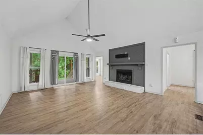1046 Washington Avenue, Woodstock, GA 30188 - Photo 11