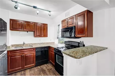 2479 Peachtree Road #APT 1716, Atlanta, GA 30305 - Photo 17