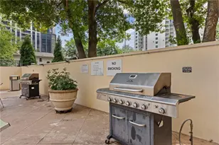 2479 Peachtree Rd, Atlanta, GA 30305 - Photo 29