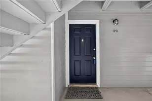 123 Warm Springs Centers, Roswell, GA 30075 - Photo 3