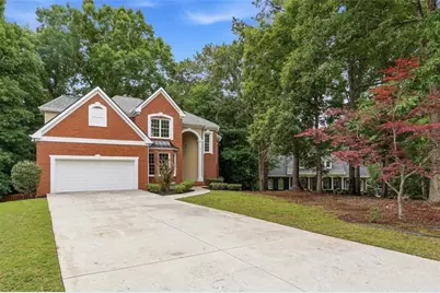 6018 Vicksburg Court, Conyers, GA 30094 - Photo 3