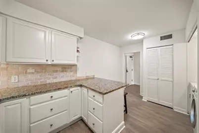 3530 Piedmont Road NE #7K, Atlanta, GA 30305 - Photo 13
