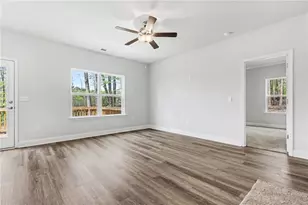 626 Walnut Crk Pkwy, Pendergrass, GA 30567 - Photo 17