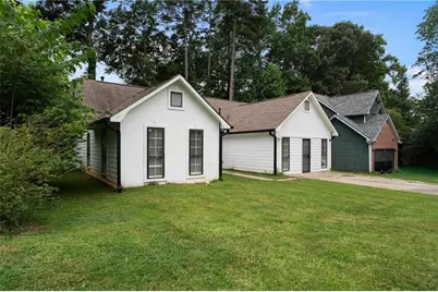 7745 Antebellum Lane, Riverdale, GA 30274 - Photo 3