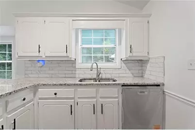 7745 Antebellum Lane, Riverdale, GA 30274 - Photo 13