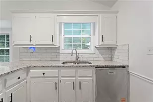 7745 Antebellum Ln, Riverdale, GA 30274 - Photo 13