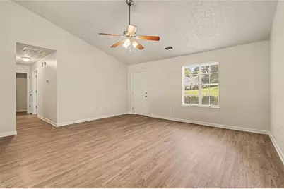 529 Bluff Court, Woodstock, GA 30188 - Photo 5