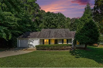 529 Bluff Court, Woodstock, GA 30188 - Photo 3